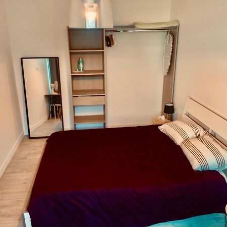 Superbe appartement en hyper centre de Charleville Extérieur photo